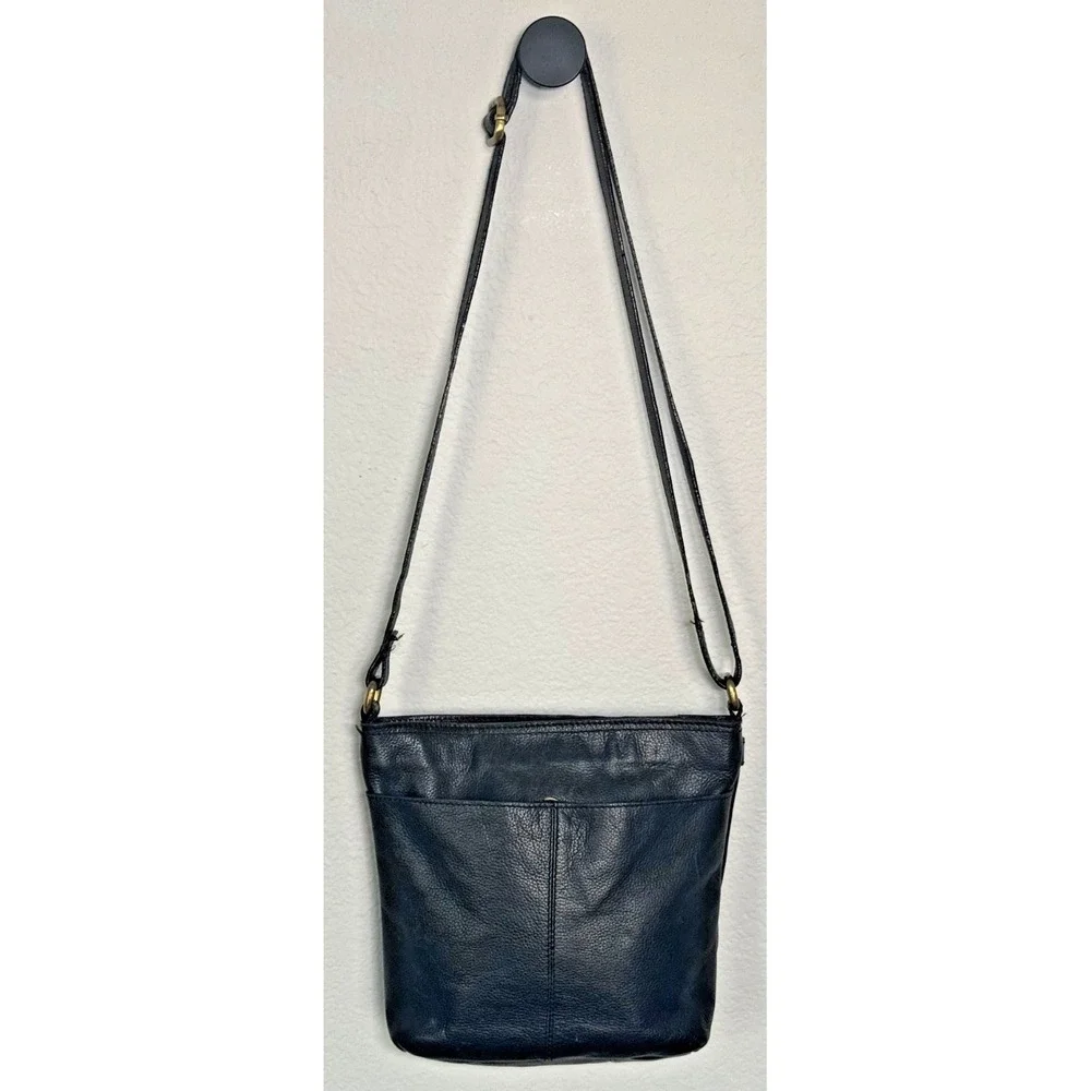 Born Black Leather Bucket Crossbody Shoulder Handbag Accent Stitching